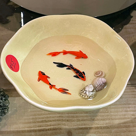 Fish Bowl - Unique Glazed Ceramic Bowl with Sculptures of Fishe!